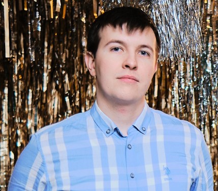 Комиссаров Никита Васильевич