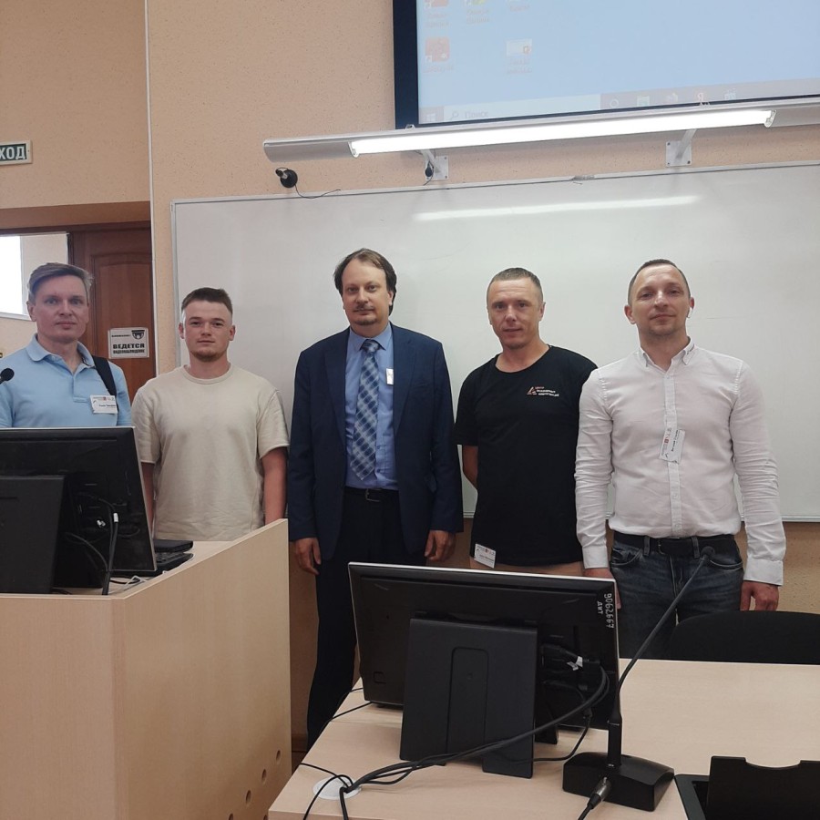 РОБОВИЗАРД - официальный партнер Kawasaki в России