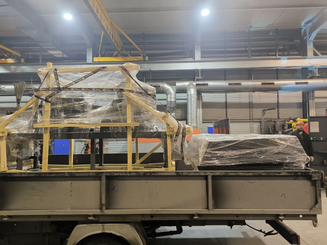 Подготовка к погрузке сварочного технологического комплекса на два поста