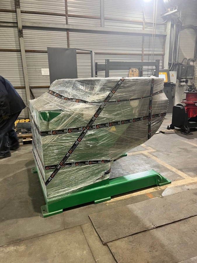 Двухосевой вращатель металлоконструкций для сварочных работ